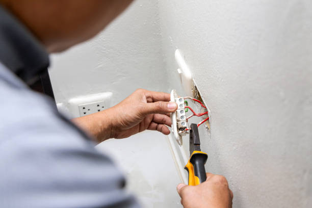 Best Affordable Emergency Electrician  in Lepanto, AR